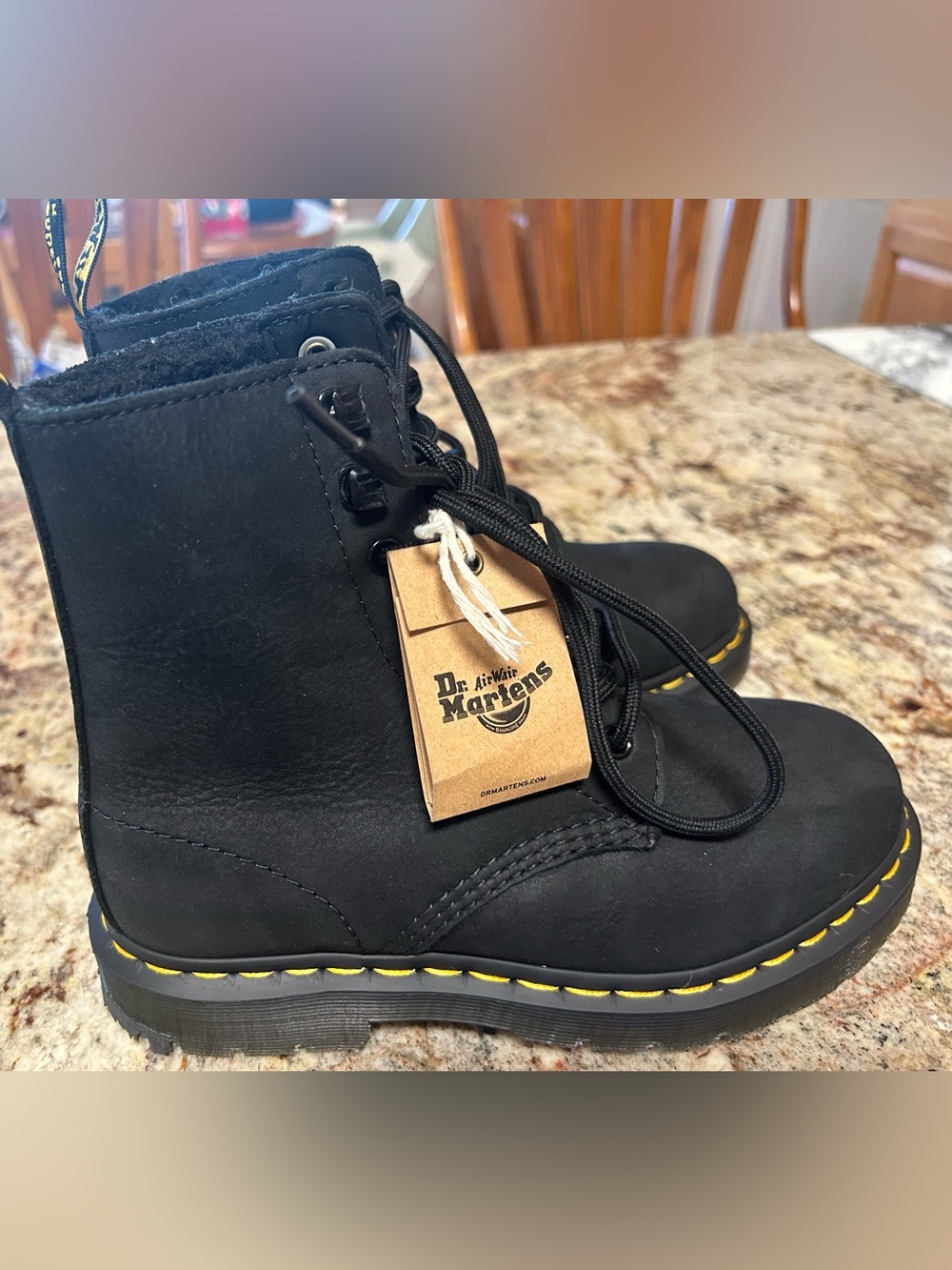 NWT Dr. Martens Black Lace-Up Combat Boots Yellow Stitch Fur Lined Unisex W6/M5